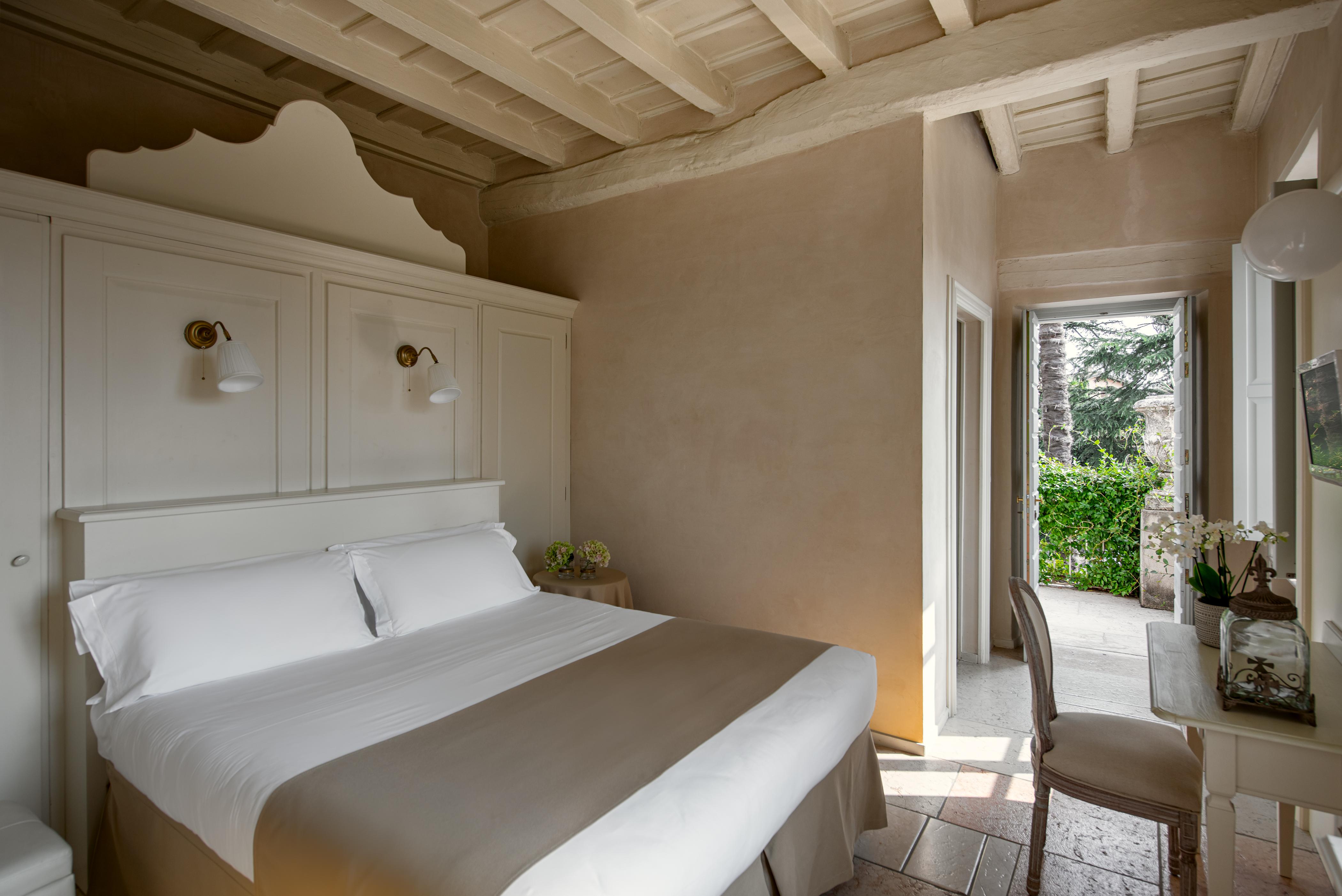 Hotel Palazzo Novello Монтикьяри Экстерьер фото