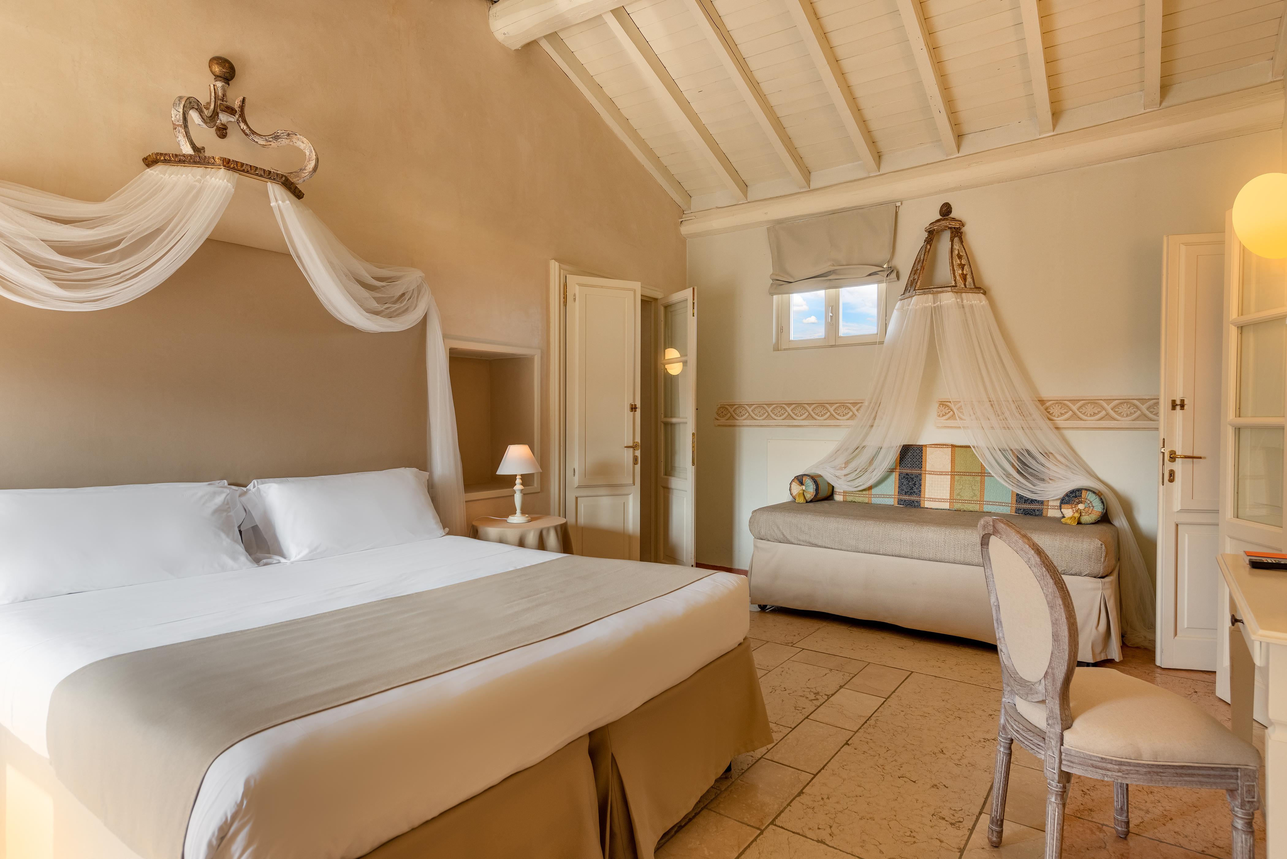 Hotel Palazzo Novello Монтикьяри Экстерьер фото