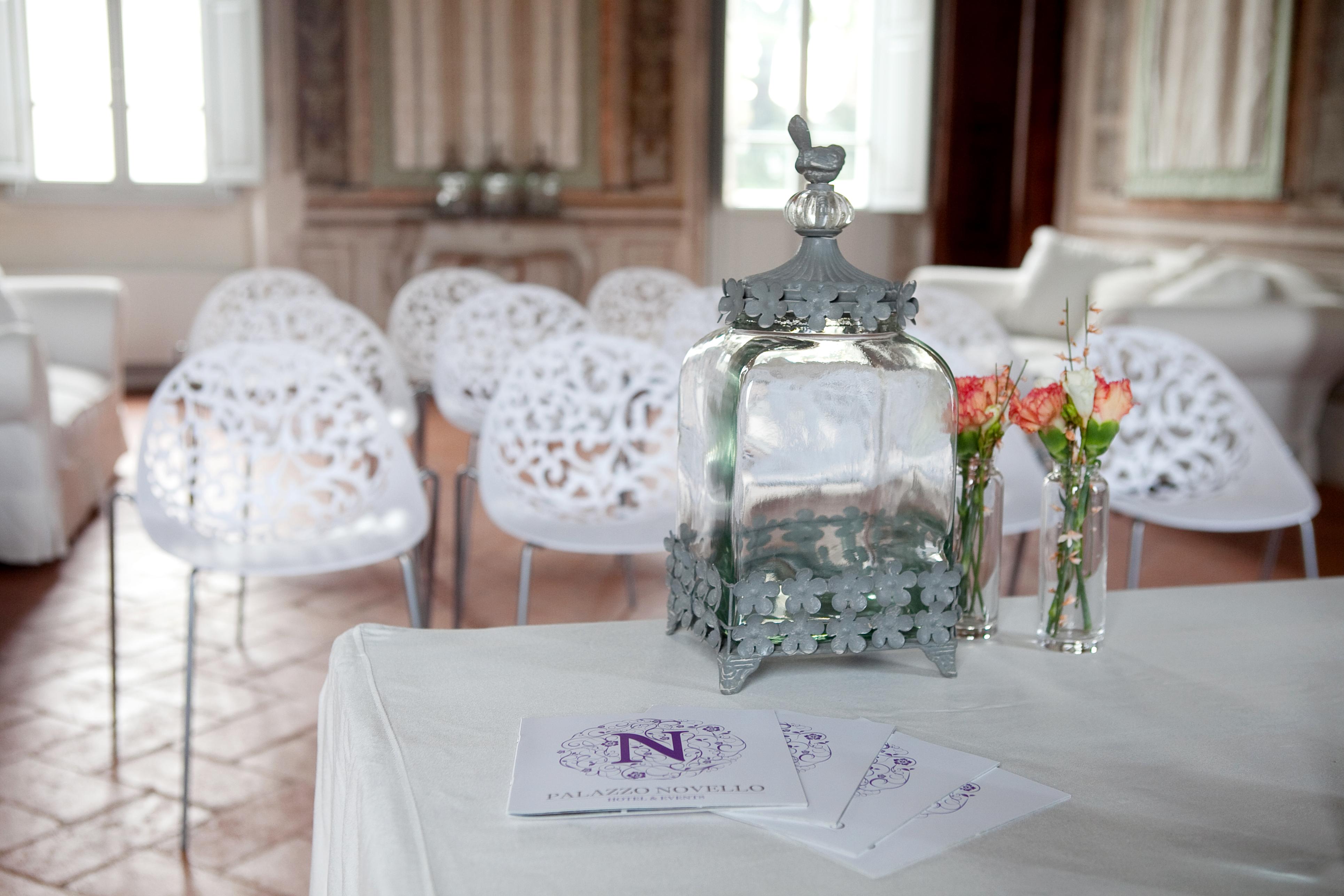 Hotel Palazzo Novello Монтикьяри Экстерьер фото