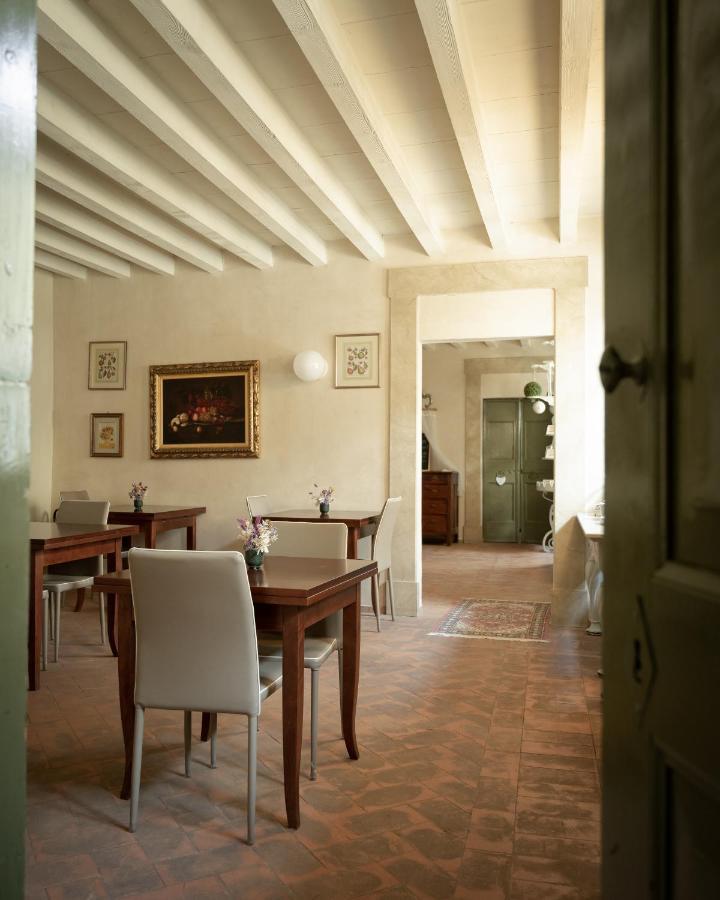 Hotel Palazzo Novello Монтикьяри Экстерьер фото